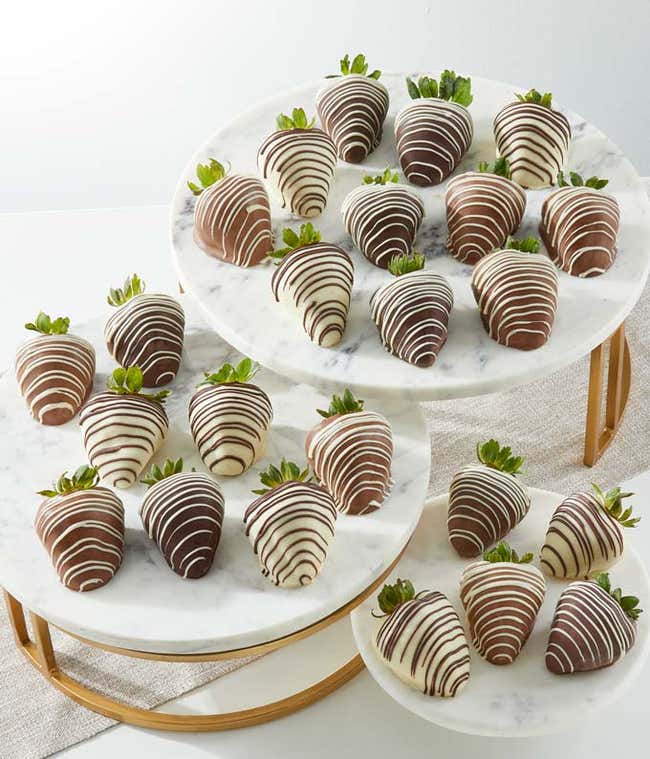 Belgian Chocolate Dipped Strawberries - 24 Pieces