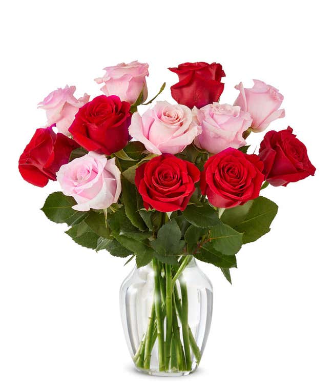 Bouquet of half red roses and half pink roses